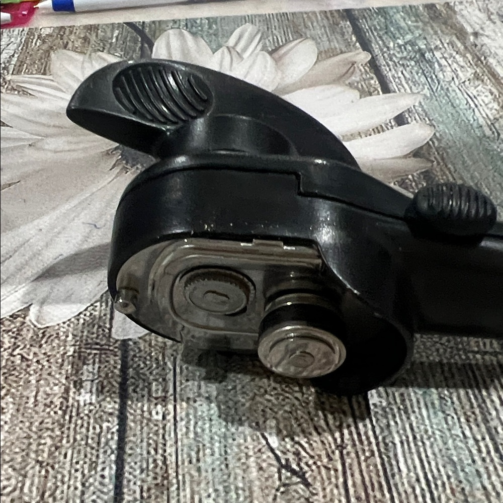 Stainless Steel Can Opener with Easy Grip Handle